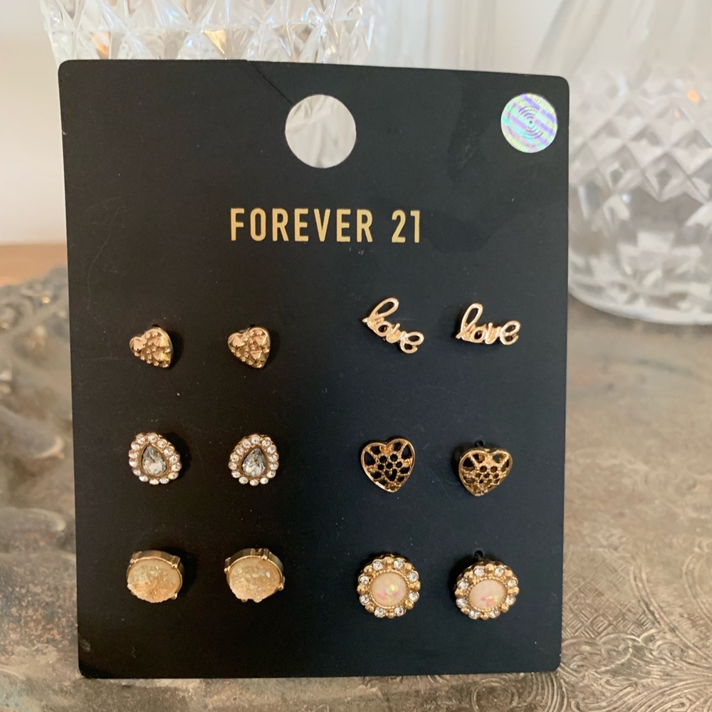 Set of 6 pairs of earrings